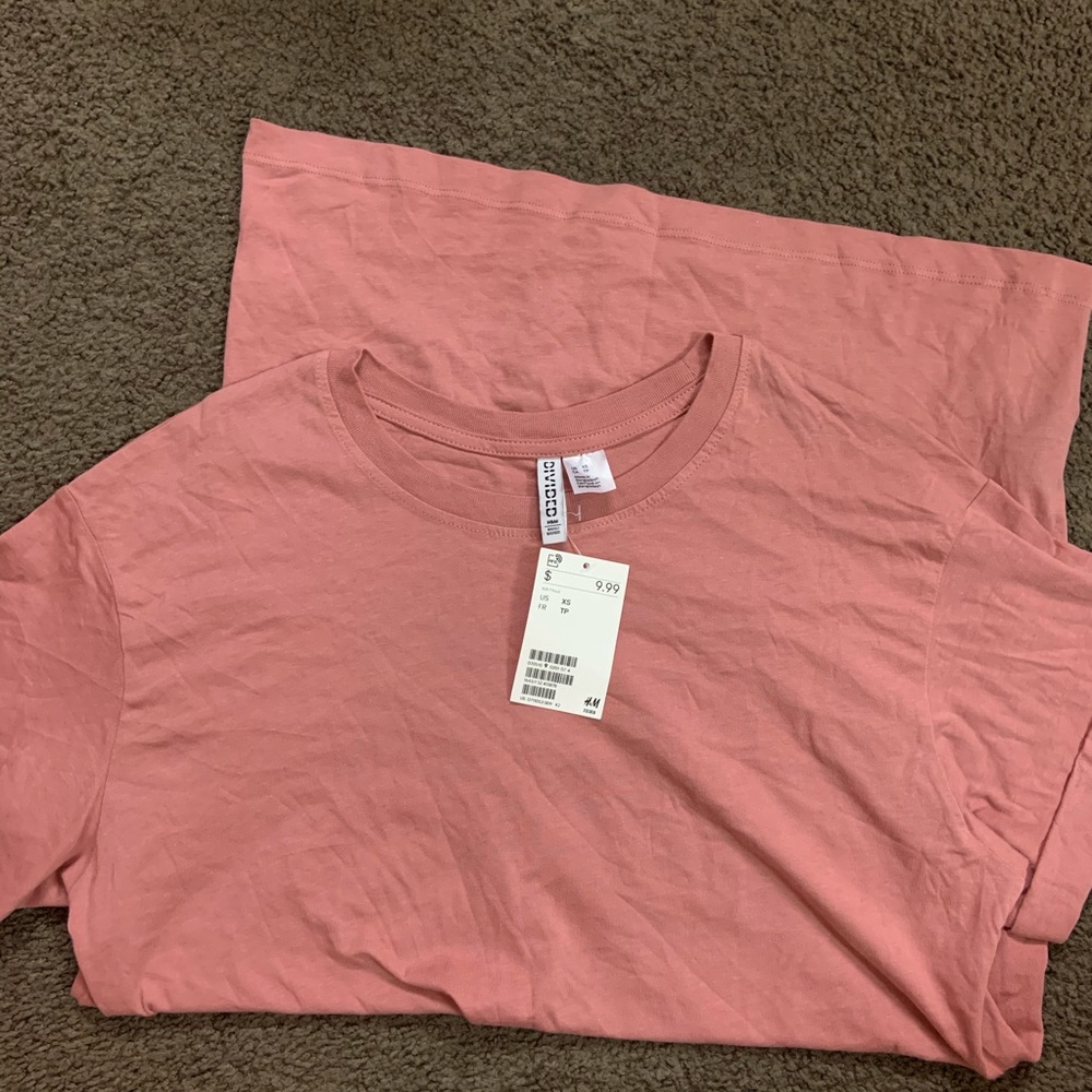 Divided oversize tee